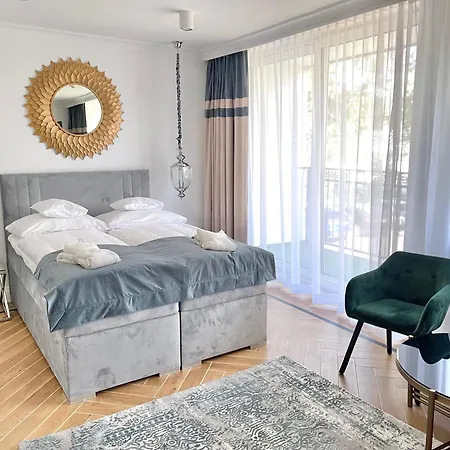 מלון דירות Prawdzic & Wellness 4*