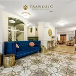 Prawdzic Family & Wellness Aparthotel