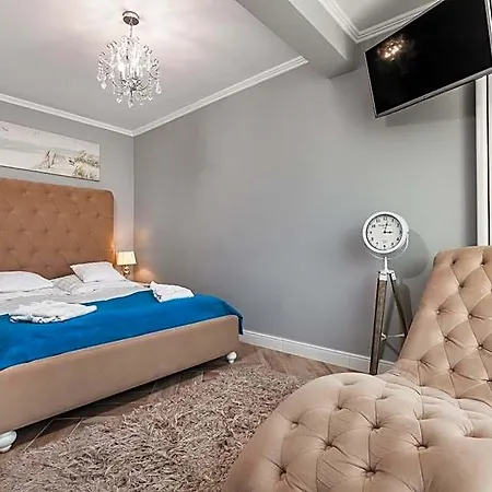 Ξενοδοχείο με διαμερίσματα Prawdzic Family Resort & Wellness 4*