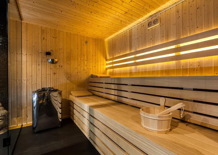 Prawdzic & Wellness Апарт-отель 4*